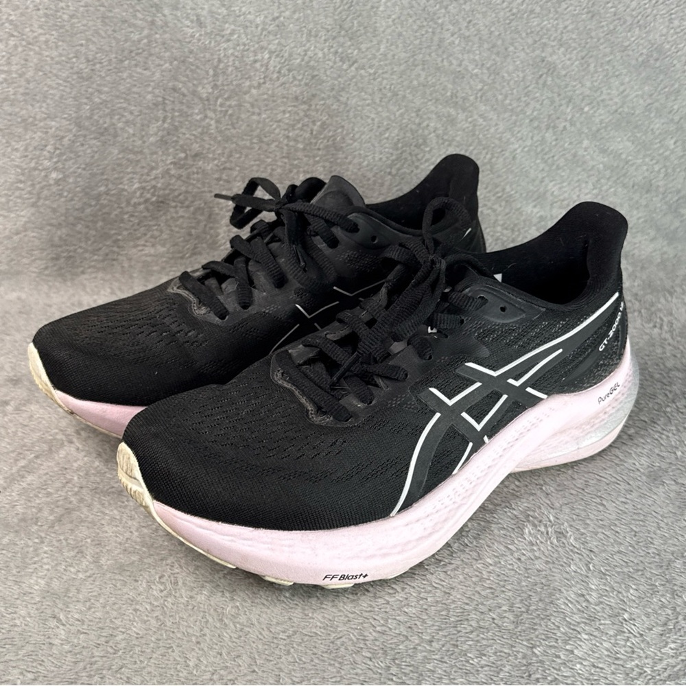 ASICS Women's Black and Light Pink Athletic Shoes 7.5